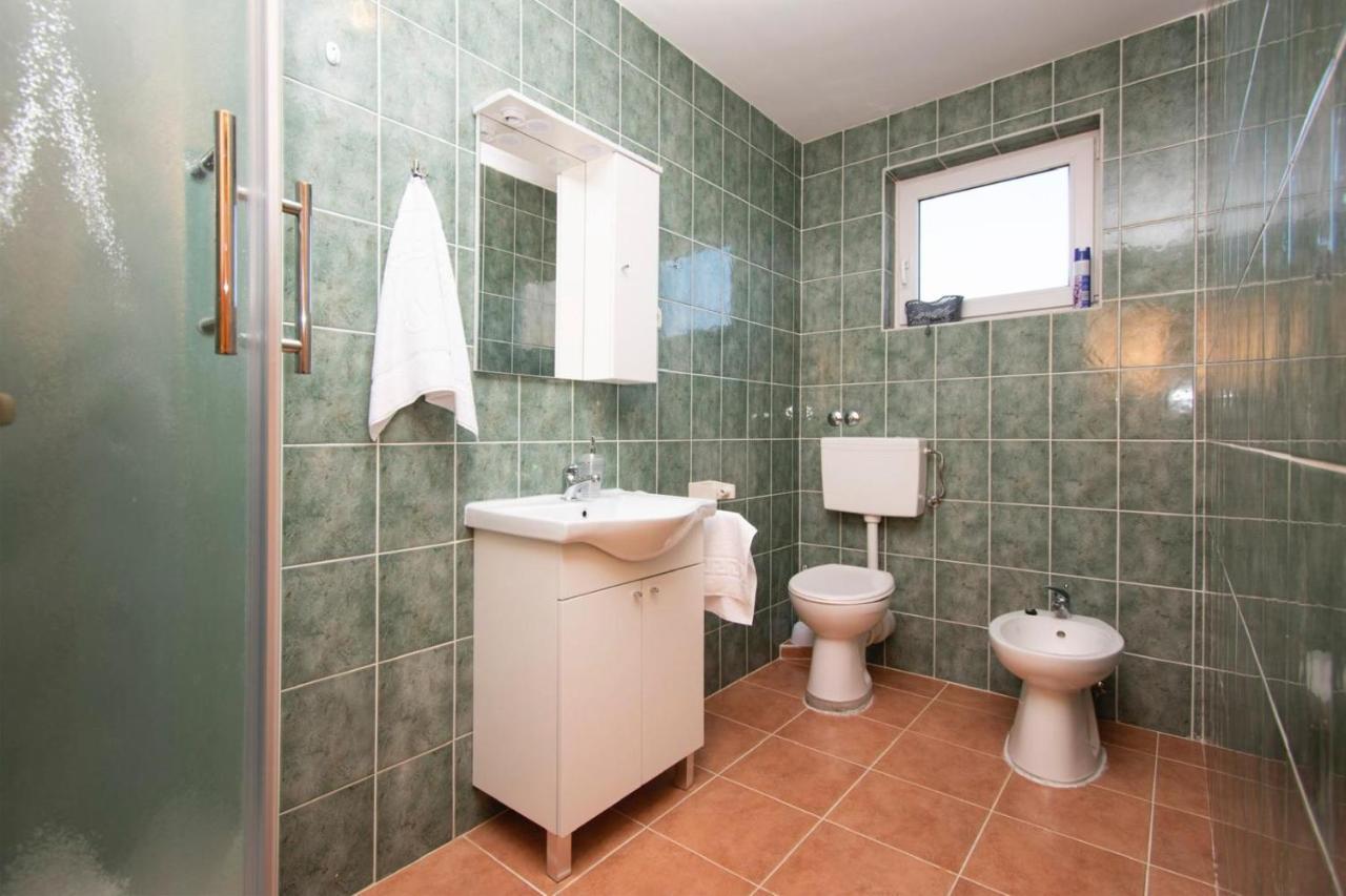 Family Holiday Apartments Lucia Vodice Dış mekan fotoğraf