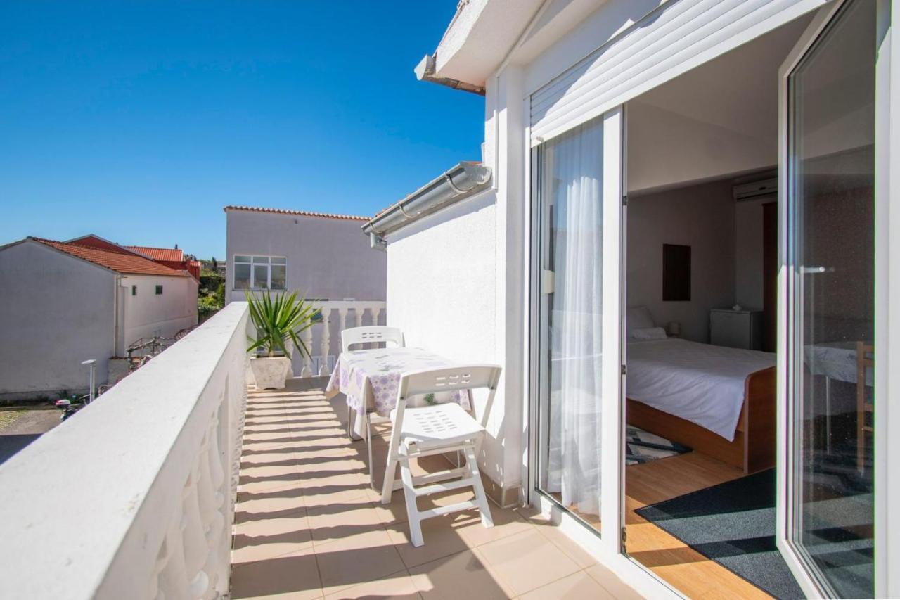 Family Holiday Apartments Lucia Vodice Dış mekan fotoğraf