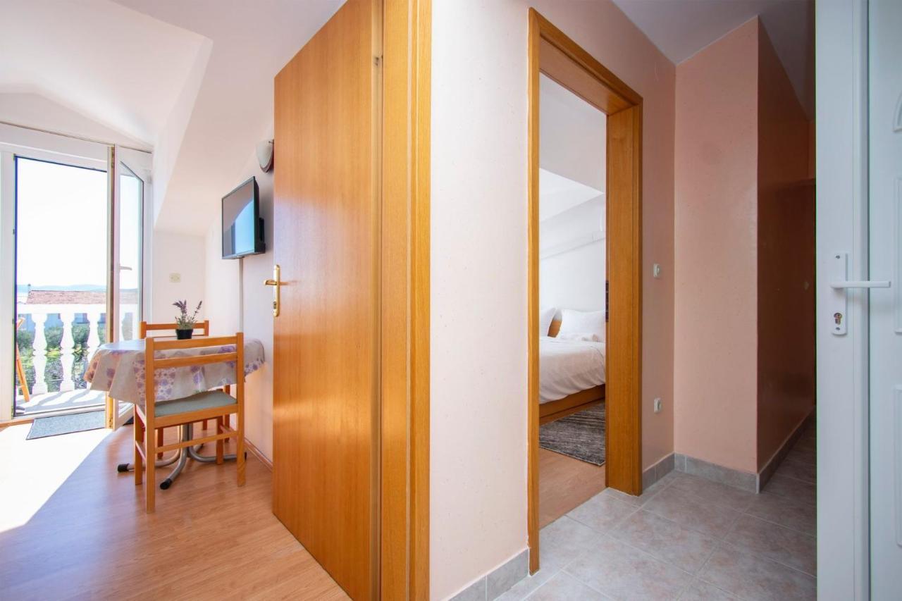 Family Holiday Apartments Lucia Vodice Dış mekan fotoğraf