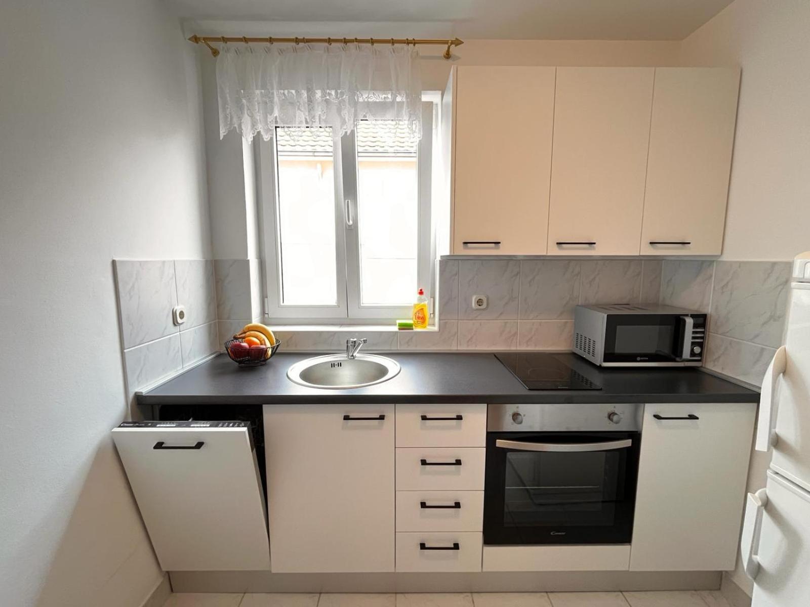 Family Holiday Apartments Lucia Vodice Dış mekan fotoğraf
